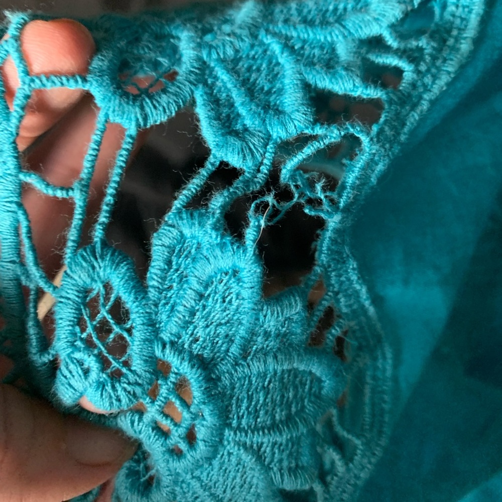 Crochet bottom teal blue tunic 3/$10 - Picture 8 of 8